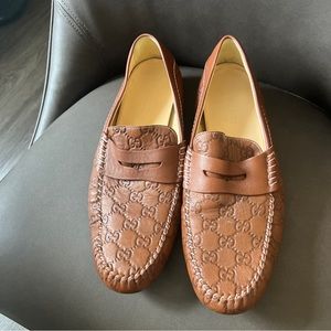 Shoes for Men 10 1/2 GUCCI Brown Color Pre-Owned.